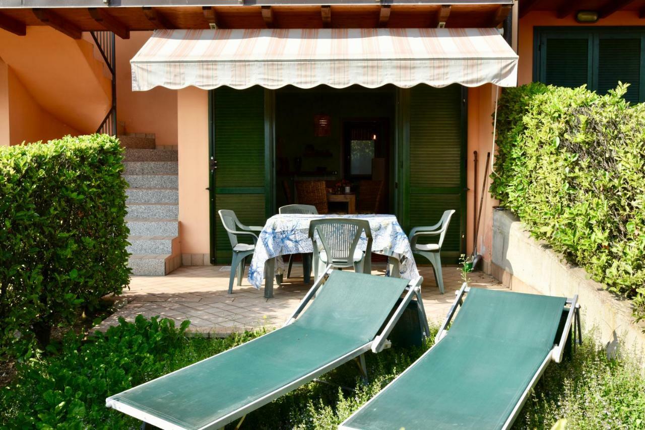 Holiday Apartment Albachiara Tavernola Bergamasca Exterior foto
